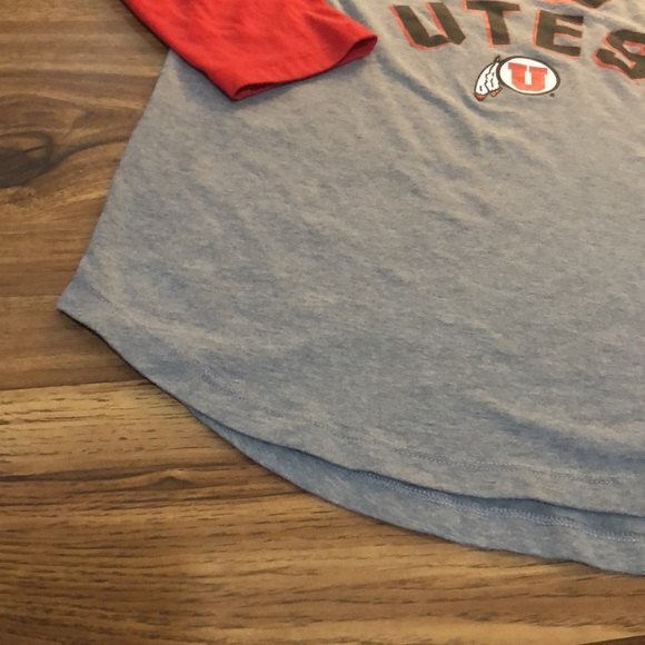 University of Utah utes under armour baseball style shirt size XS - Picture 4 of 6